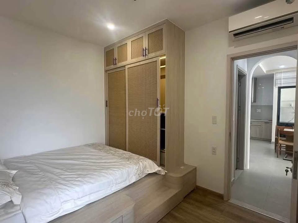 Rent Carillon 2,Trịnh Đình Thảo, new house, 2 bedrooms for 11 million a month.