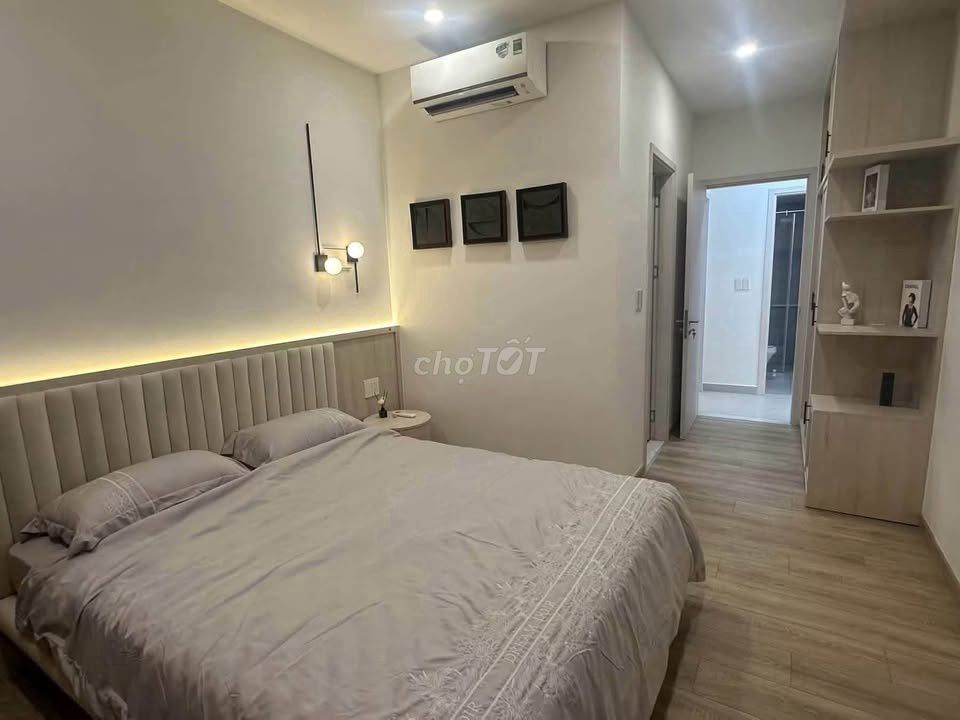 Rent Carillon 2,Trịnh Đình Thảo, new house, 2 bedrooms for 11 million a month.