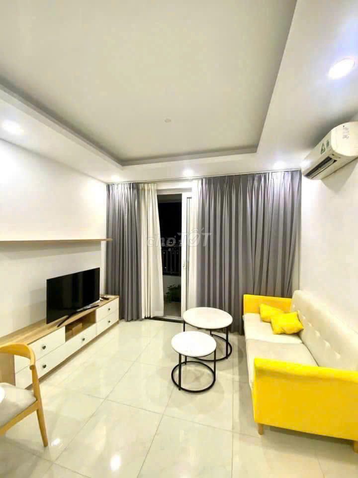 Topaz Garden-Trịnh Đình Thảo apartment 2 p sleeping in a balcony 11 million