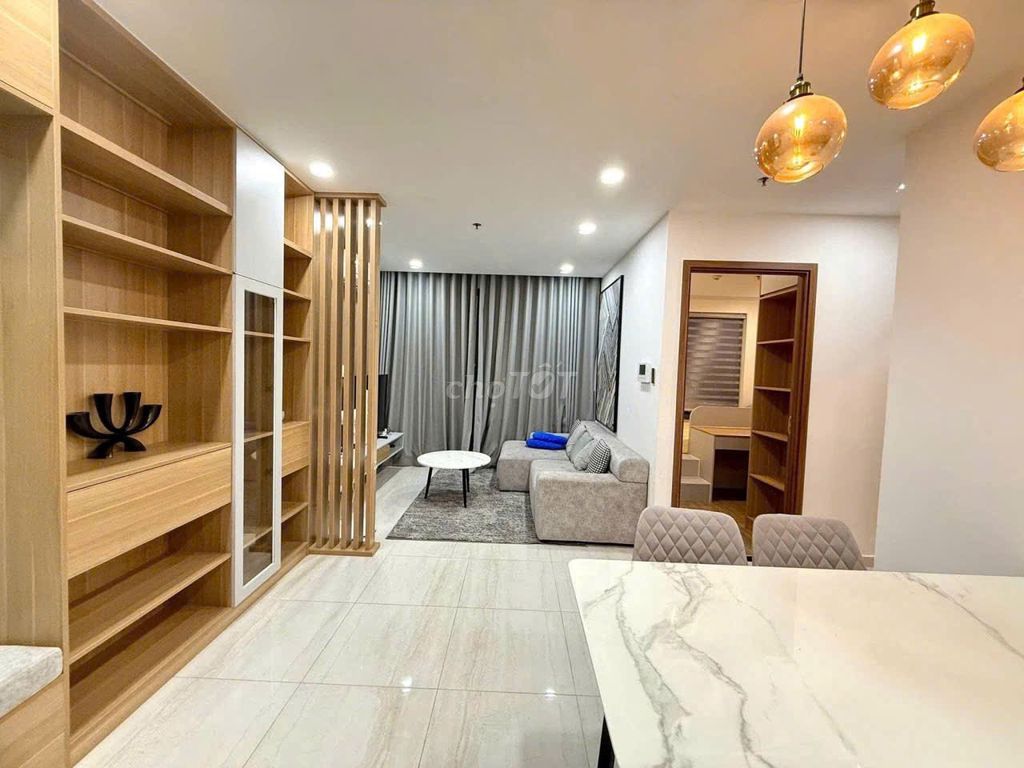 Penhouse C/c Kingston Residence-JiuY 4 p sleep-ntc-50 million a month