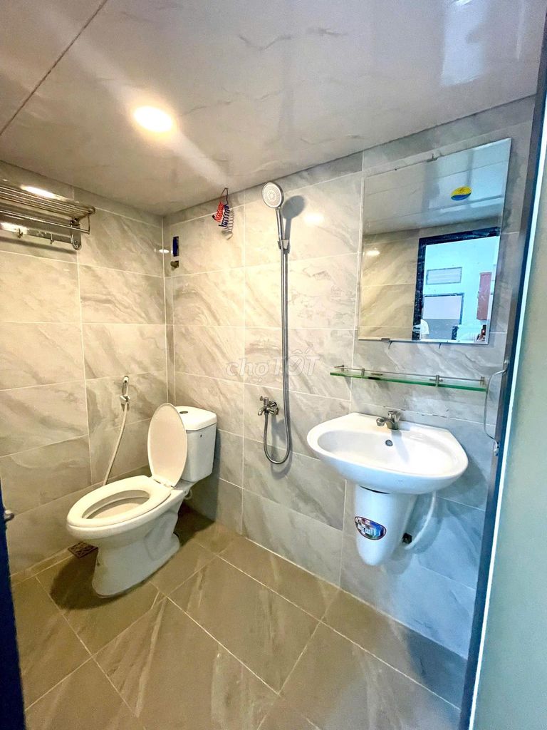 Rent a service apartment. One bedroom, 20 meters, Bình Thọ, Thủ Đức.