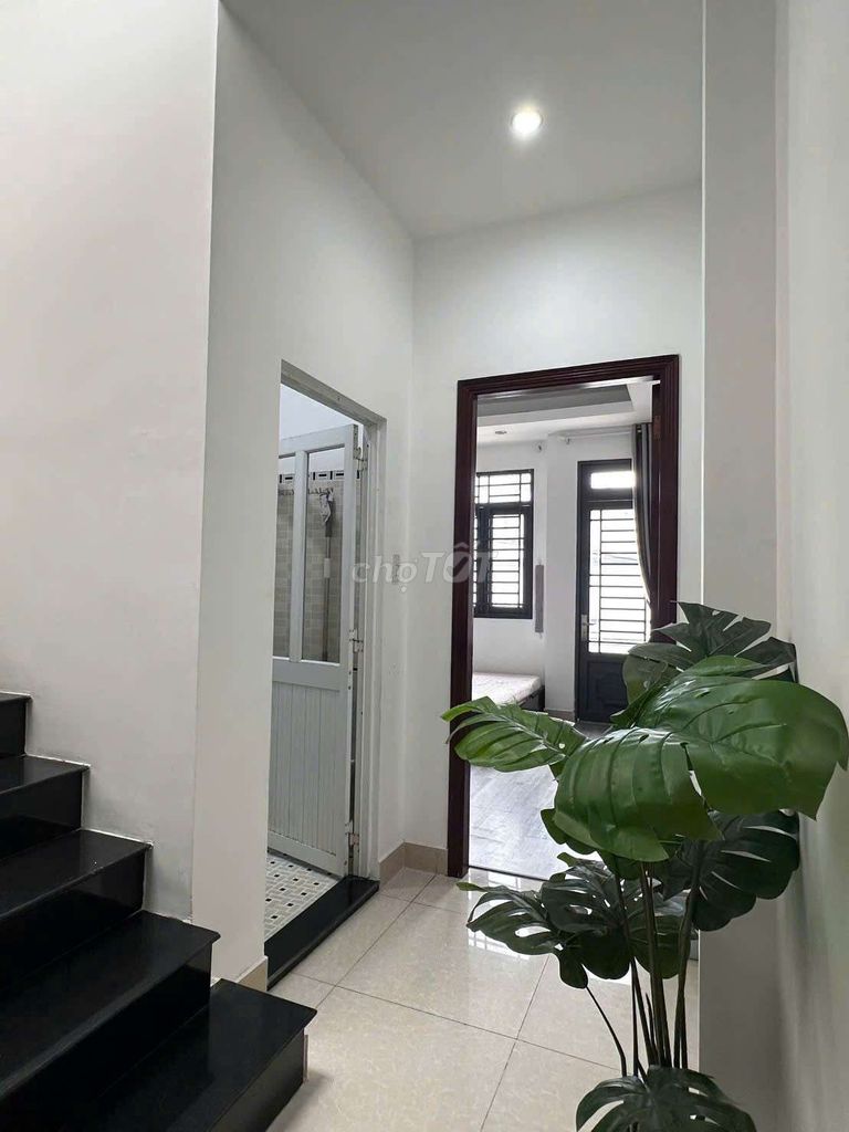 There's a half a block of three bedrooms. Three, three toilets.