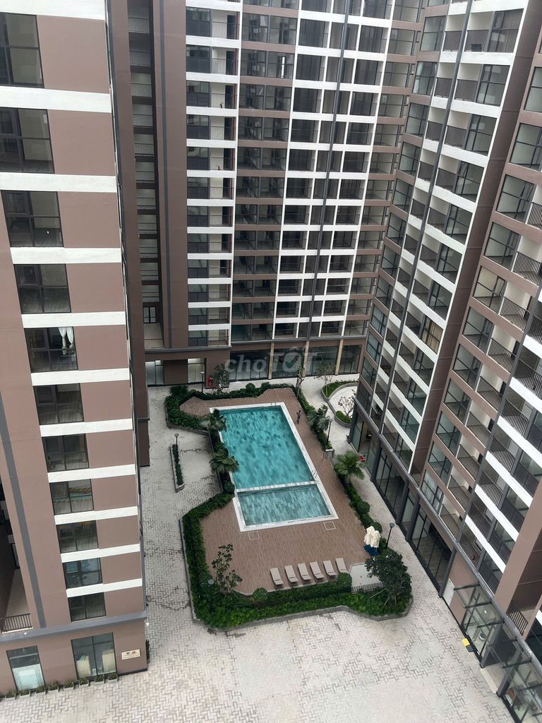 Rent a new apartment (new handover) at the foot of a salary demand