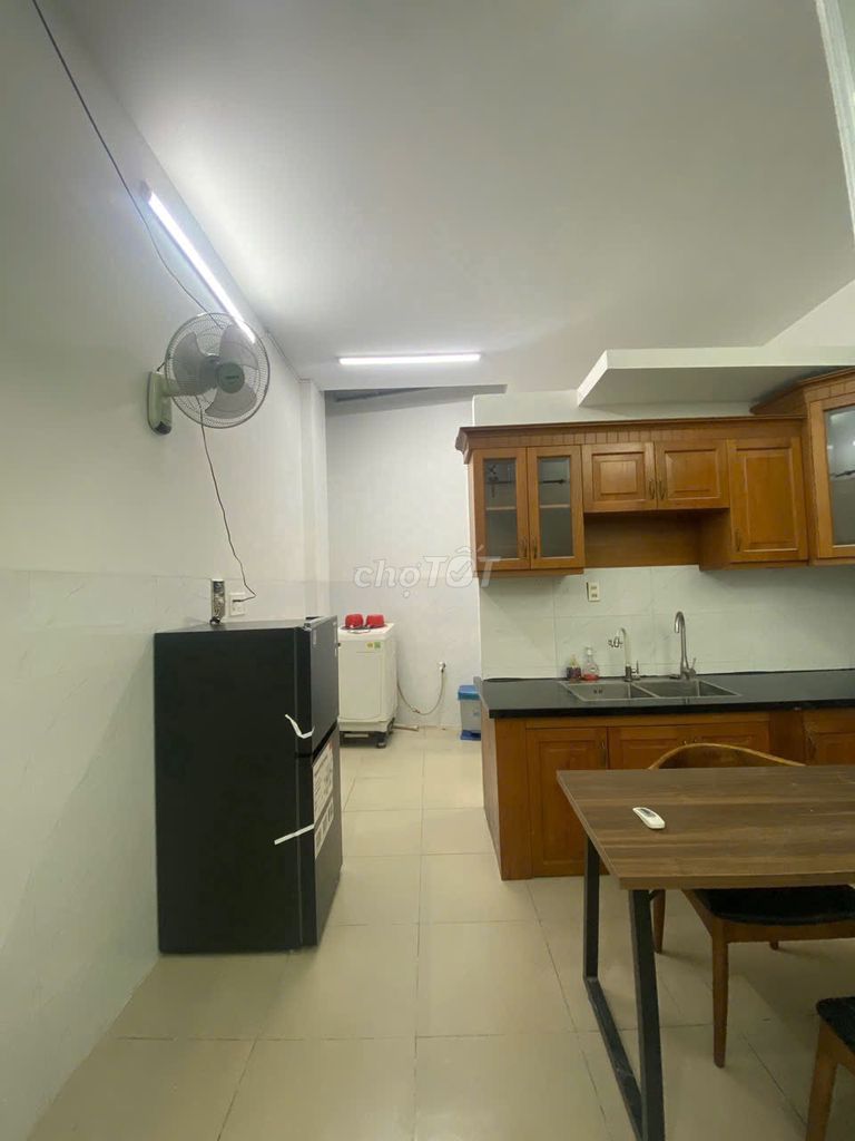 A full interior service apartment, split kitchen - warfield, Tân Bình - value 6 x