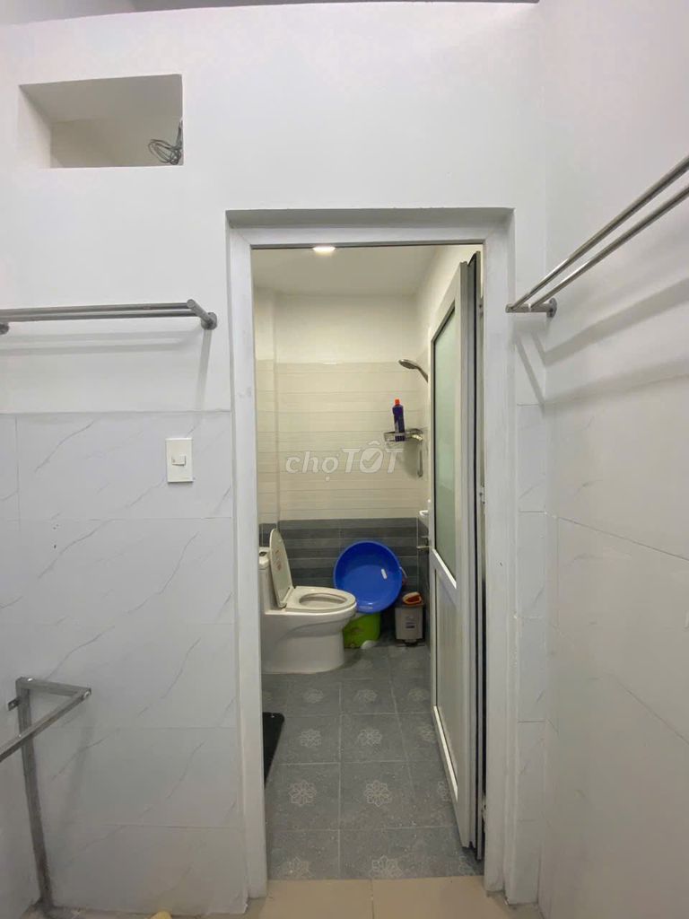 A full interior service apartment, split kitchen - warfield, Tân Bình - value 6 x