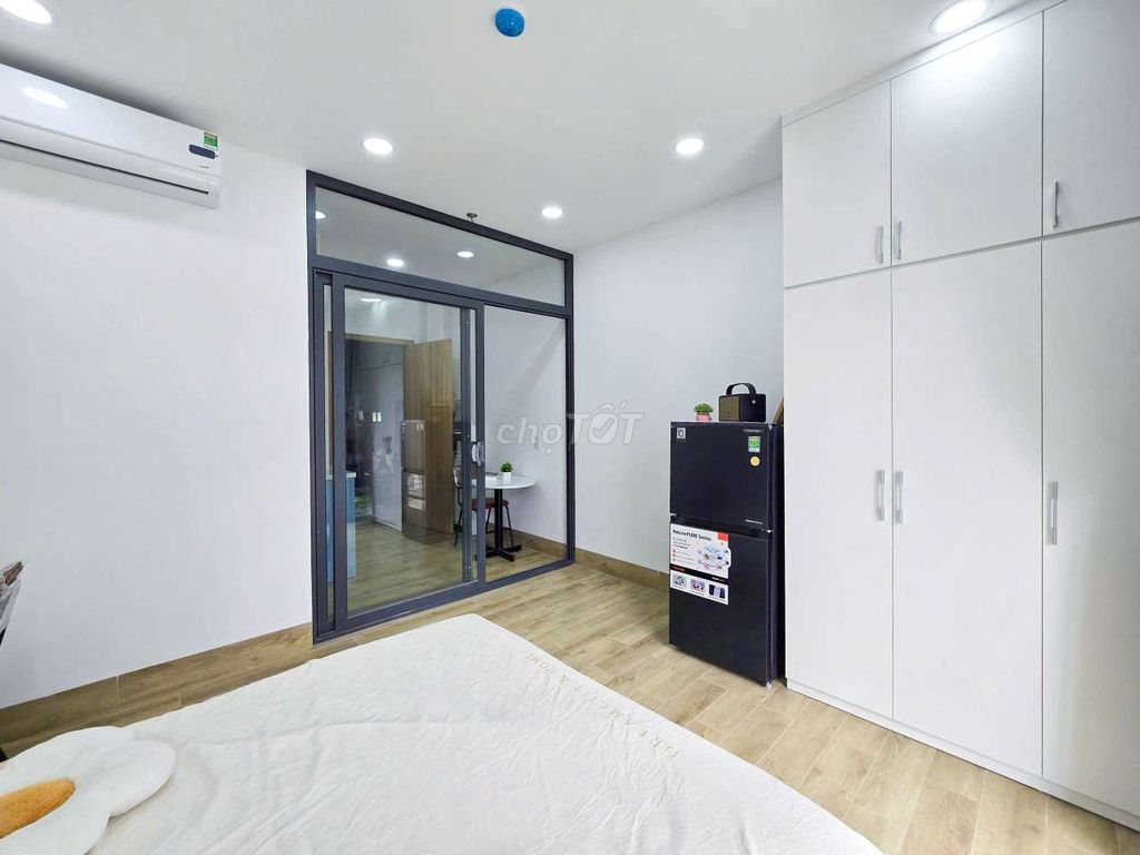 House Full interior - a New 100% kitchen room near the University of Rmit_Guy University of Tdtu District 7