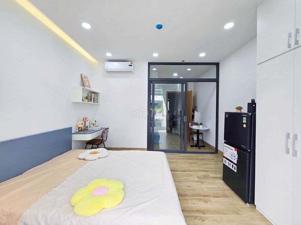 House Full interior - a New 100% kitchen room near the University of Rmit_Guy University of Tdtu District 7