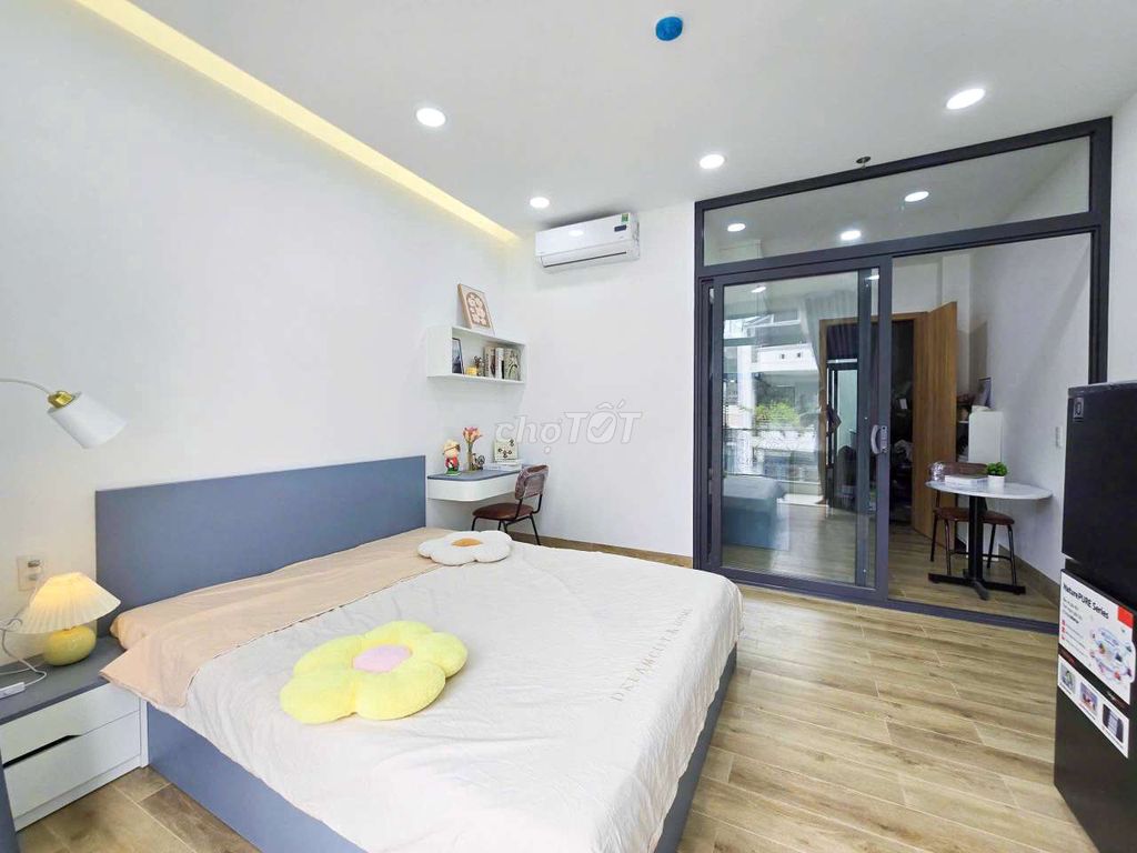 House Full interior - a New 100% kitchen room near the University of Rmit_Guy University of Tdtu District 7