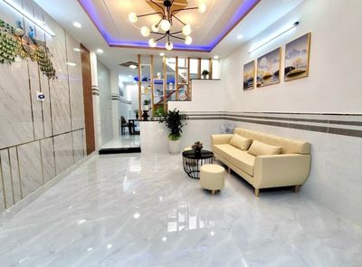 Need to rent hxt 339/3 A Nguyễn Thái Bình-7*12 Q.Tân Bình