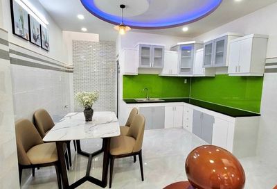 Need to rent hxt 339/3 A Nguyễn Thái Bình-7*12 Q.Tân Bình