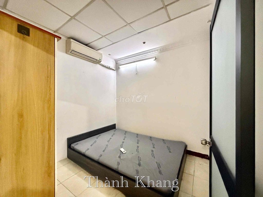 Rent two window bedrooms right here at the JW Main Institute in the 10th District.