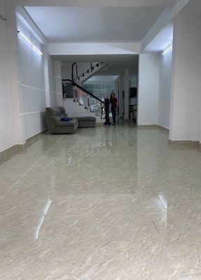 Need to rent a 120 B Nguyễn Hồng Đào-714 Q.Zq1
