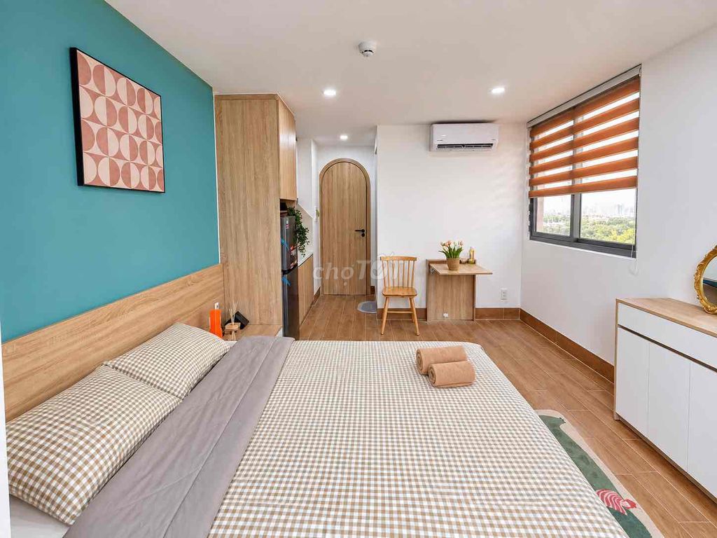 Rent the entire Cách Mạng Tháng 8 Cách Mạng Tháng 8 House of Tân Bình