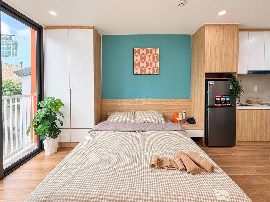 Rent the entire Cách Mạng Tháng 8 Cách Mạng Tháng 8 House of Tân Bình