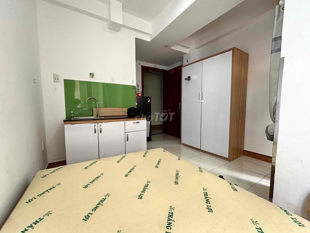 Rent the Studio District Service near Law University, D.C.