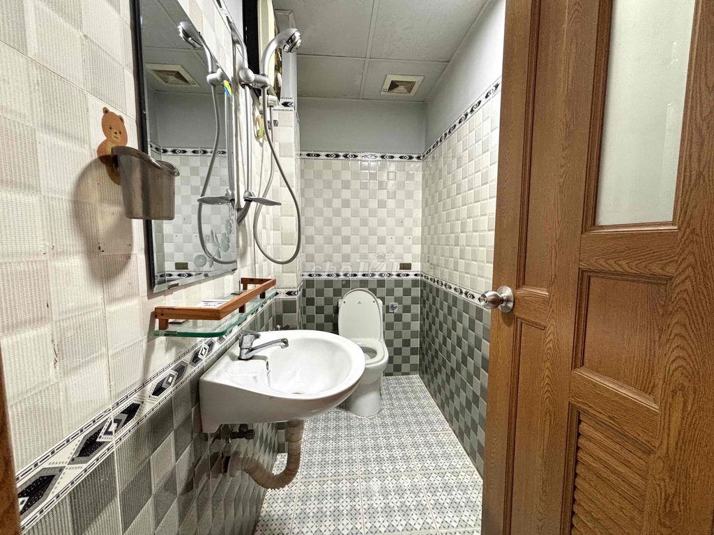 Rent the Studio District Service near Law University, D.C.