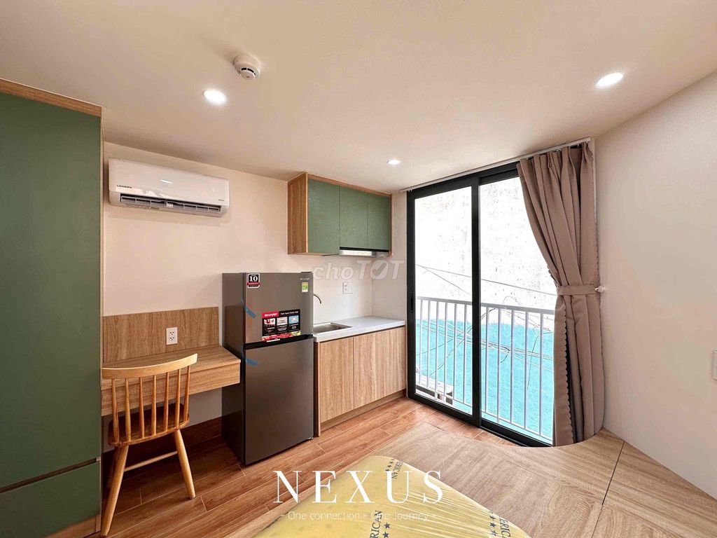High-end building - low room - comfortable.