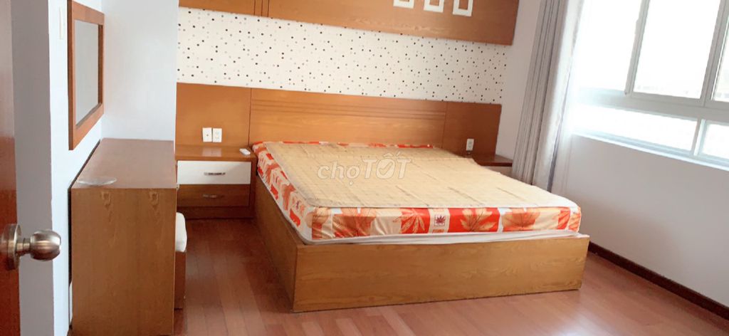 Rent Prince Plaza High House - 129m2, 2 bedrooms, Full interior.