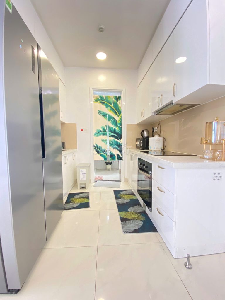 Saigon Mia-3 suite 2 toilets high-end interior