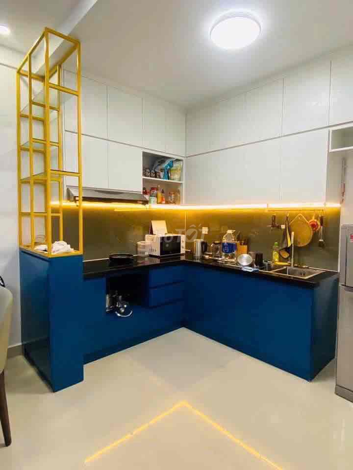 2 million cheaper than 2nd market bedroom 17 million free rent.