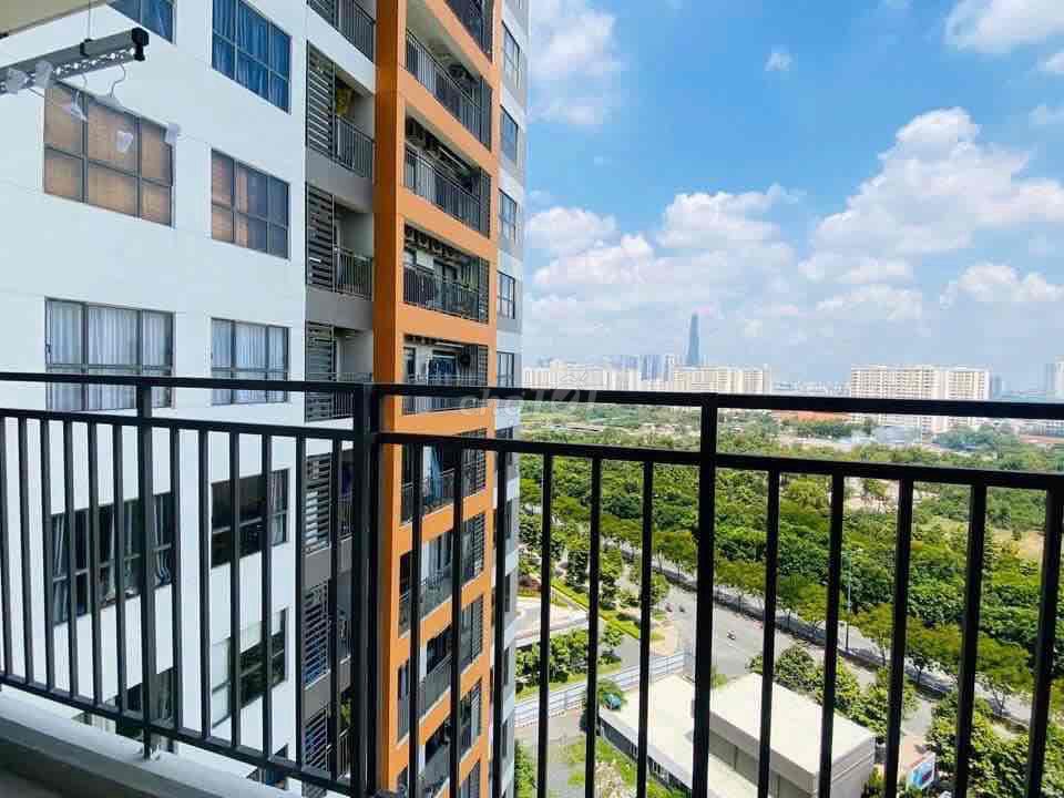 2 million cheaper than 2nd market bedroom 17 million free rent.
