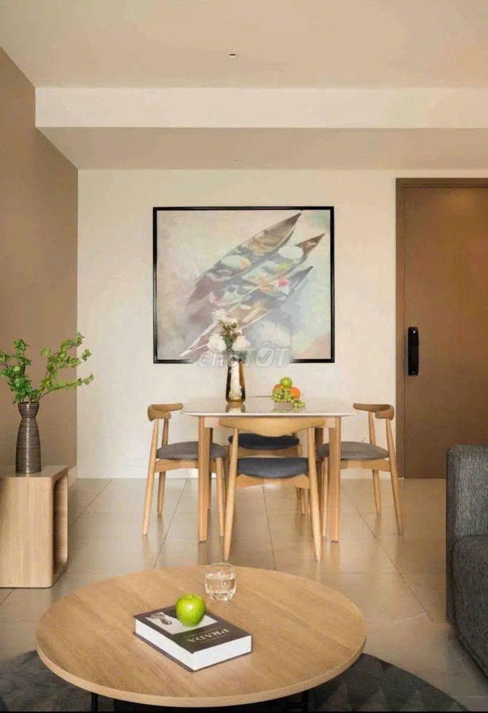 Need to rent out Galaxy 9, 122 meters, 3 bedrooms, 4th District: Twenty-two million in a row.