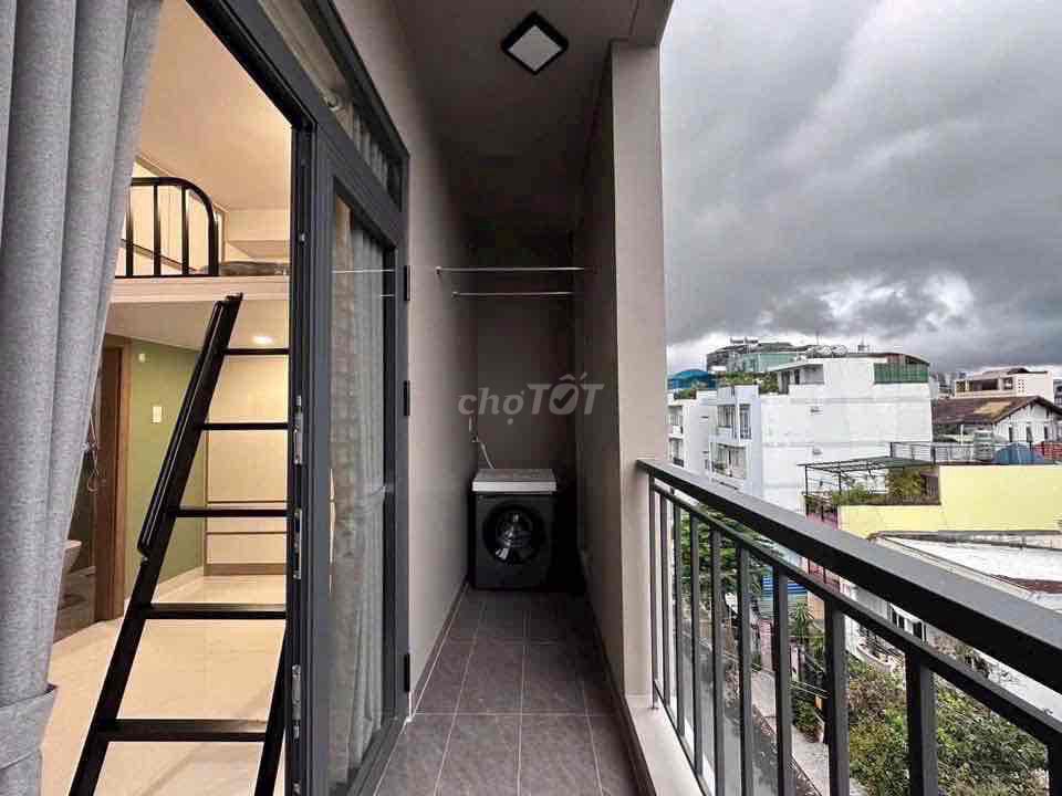 To rent a hot house