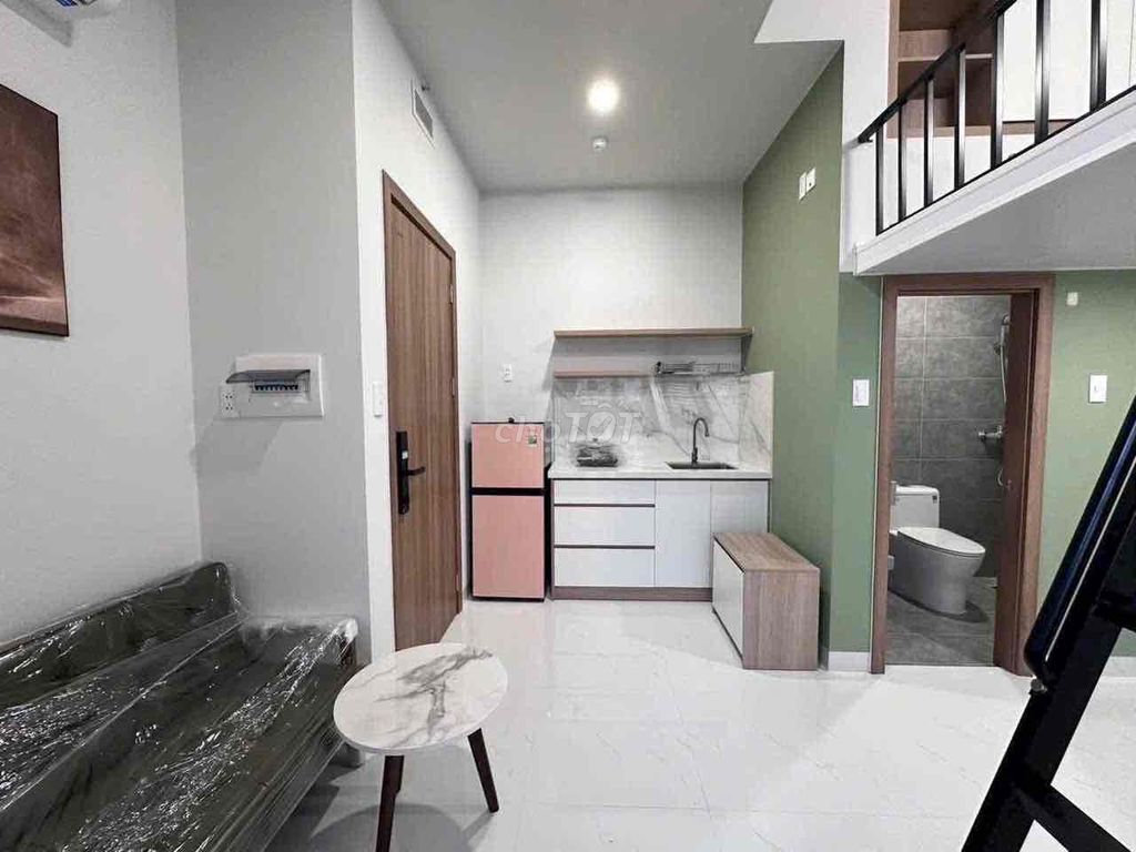 To rent a hot house