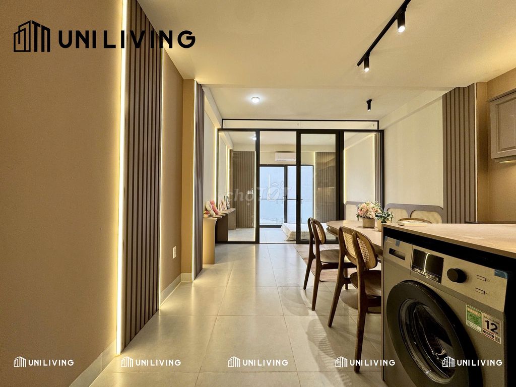 District 1 0170 A super wide apartment 017 beautiful view balcony