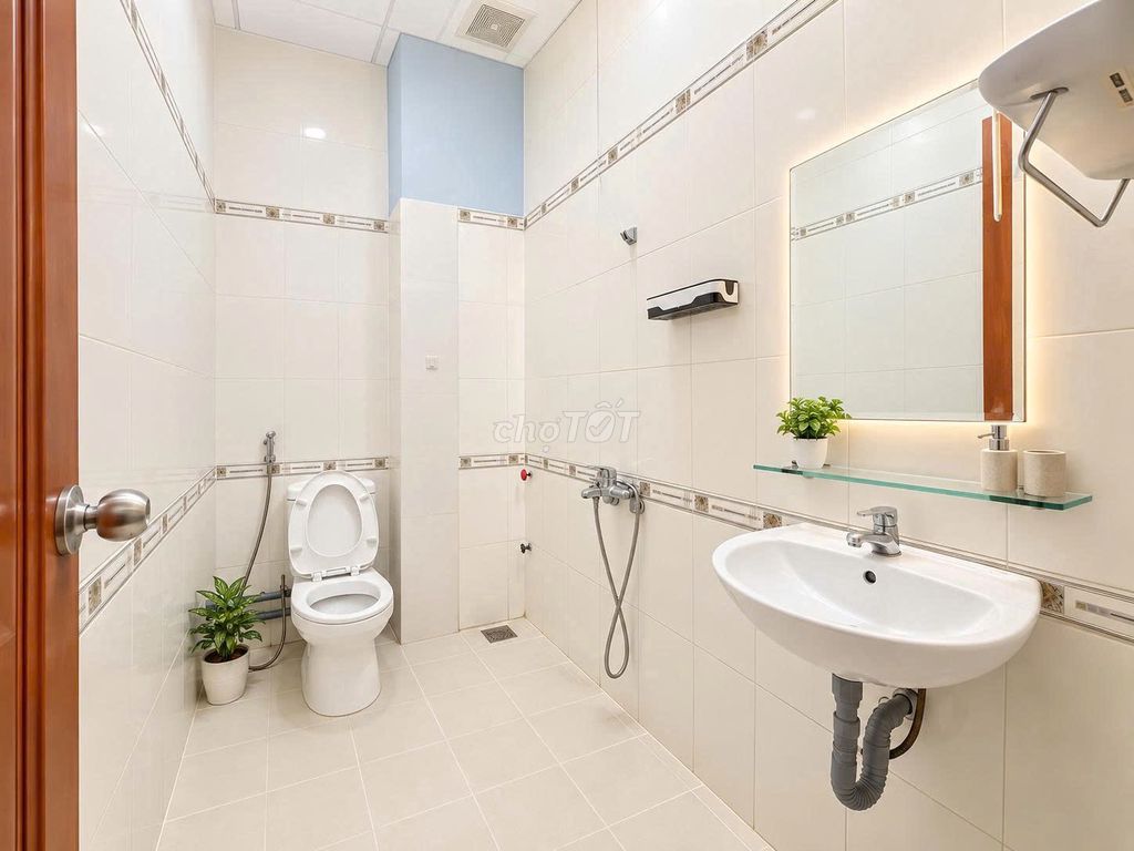 A balcony studio full interior