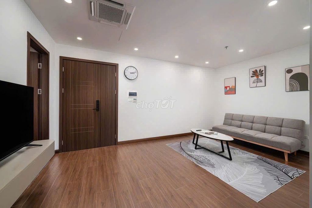 Silver Building. Ocean Ten. District 12. 70 meters two bedrooms. Seven million.