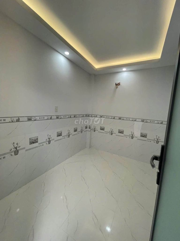 Rent a two-room apartment near the University of Medicine.