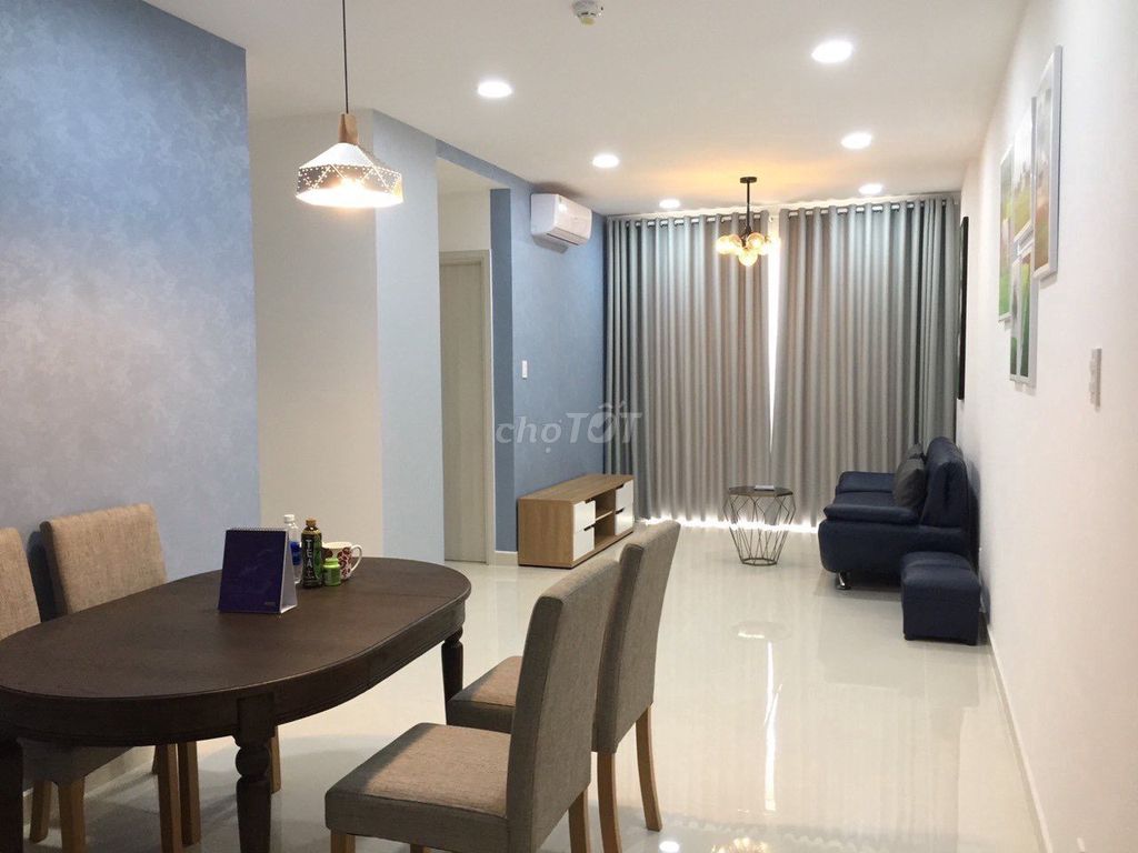 Two bedrooms. Two full-house toilets-- for Cộng Hòa Garden. - 13 million a month.