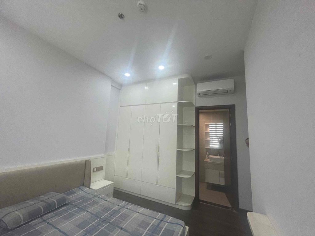 Get ParkView Residence 152 Điện Biên Phủ two bedrooms, two toilets for 18 million.