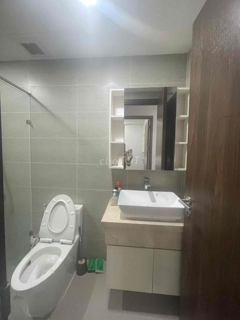 Get ParkView Residence 152 Điện Biên Phủ two bedrooms, two toilets for 18 million.
