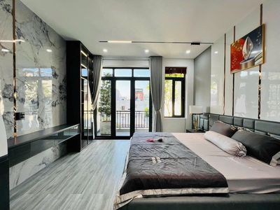 Unexpectedly low cost - 26 A Hoa Lan, 1801 2, Q. Bedrooms use over 300 meters4 floors