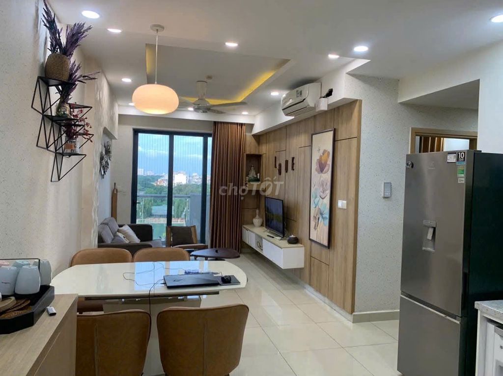 Rent a two-room Eren full interior, park view, cool