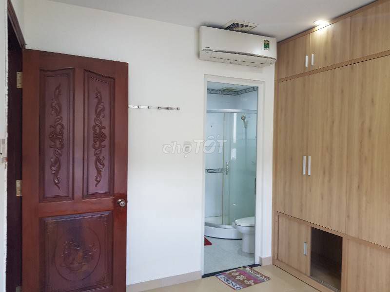 Two bedrooms. Two high-level toilets.
