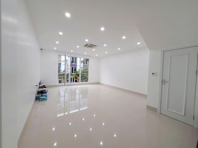 beautiful house product - 120 A Nguyễn Hồng Đào, 717 14, Q.tb - 6 bedroom - area using 450 m2