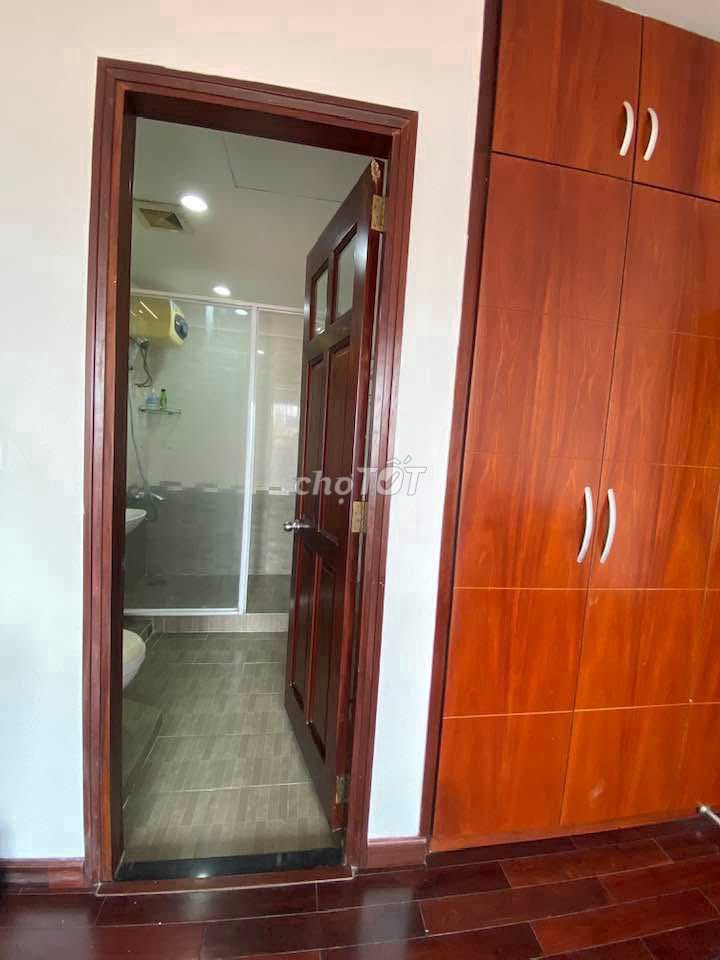 Two bedrooms. Two toilets. 75 M2 for Bigemco apartments, 12.5 million a month.