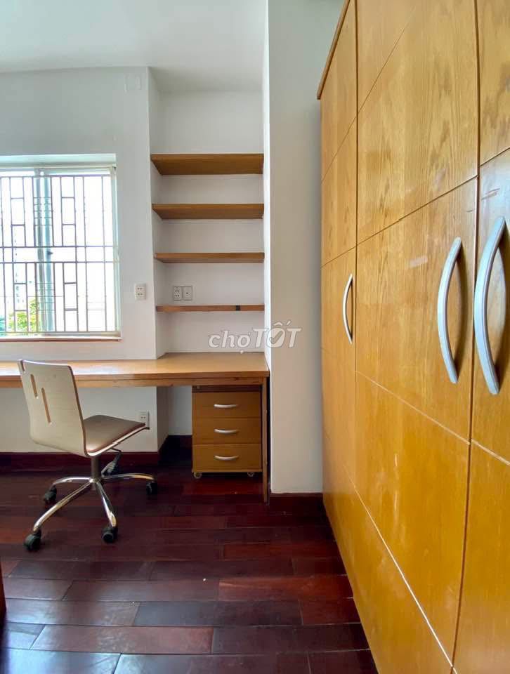 Two bedrooms. Two toilets. 75 M2 for Bigemco apartments, 12.5 million a month.