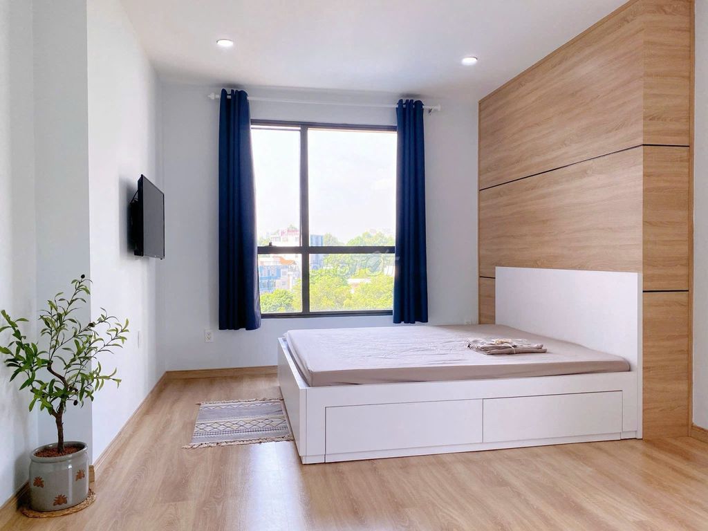 The officetel is only 11.5 million Garden Gate near the airport.