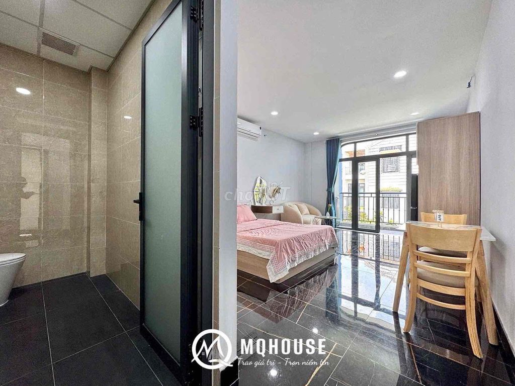 the basic furniture service apartment at Hồng Bàng is available to the owner
