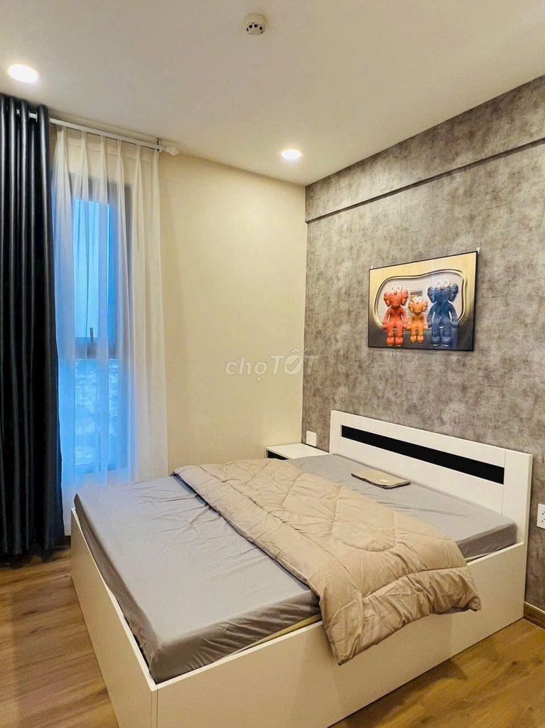 Renting apartment Viva Plaza, District 7. One bedroom cost 7.5 million, 2 bedrooms for 8.5 million, 3 bedrooms for $13 million.