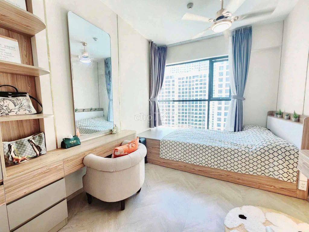 Rent the apartment for two bedrooms.