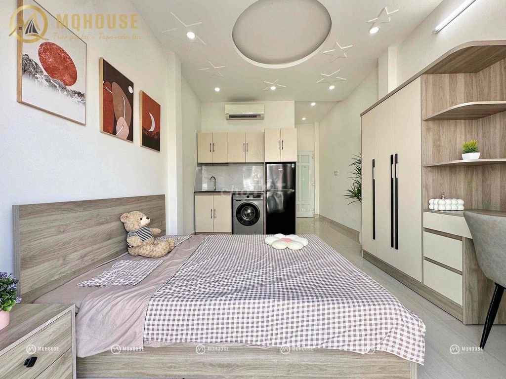 The balcony service apartment, private wash-cleaning machine right here in lbb, Constitutional college, Red Eagle.
