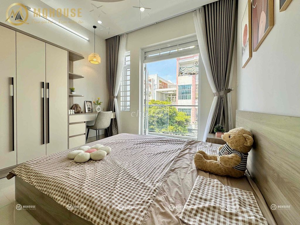 The balcony service apartment, private wash-cleaning machine right here in lbb, Constitutional college, Red Eagle.
