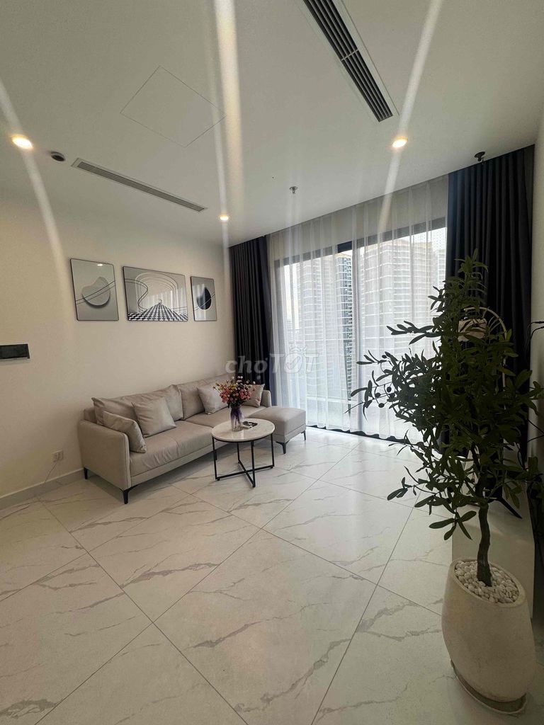 Vinhomes Grand Park apartment 2 bedrooms next to Vincom