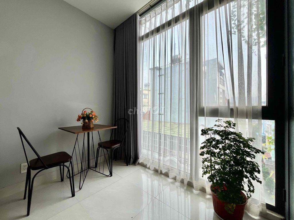 Rent a big window apartment, separate washing machine