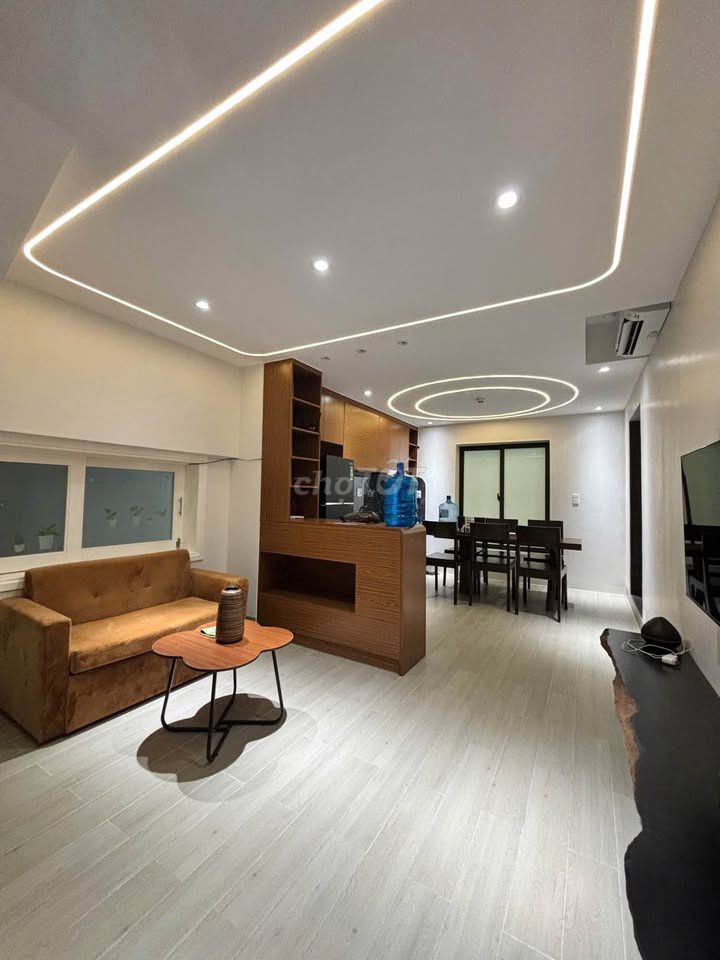 Renting the Plaza Republic, the 7th and 2nd apartments for 14 million a month.